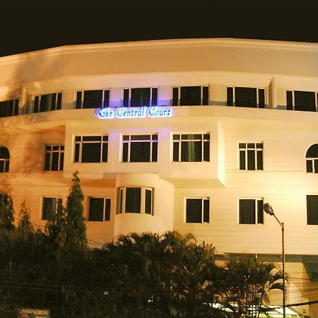 The Central Court Hyderabad Exterior photo