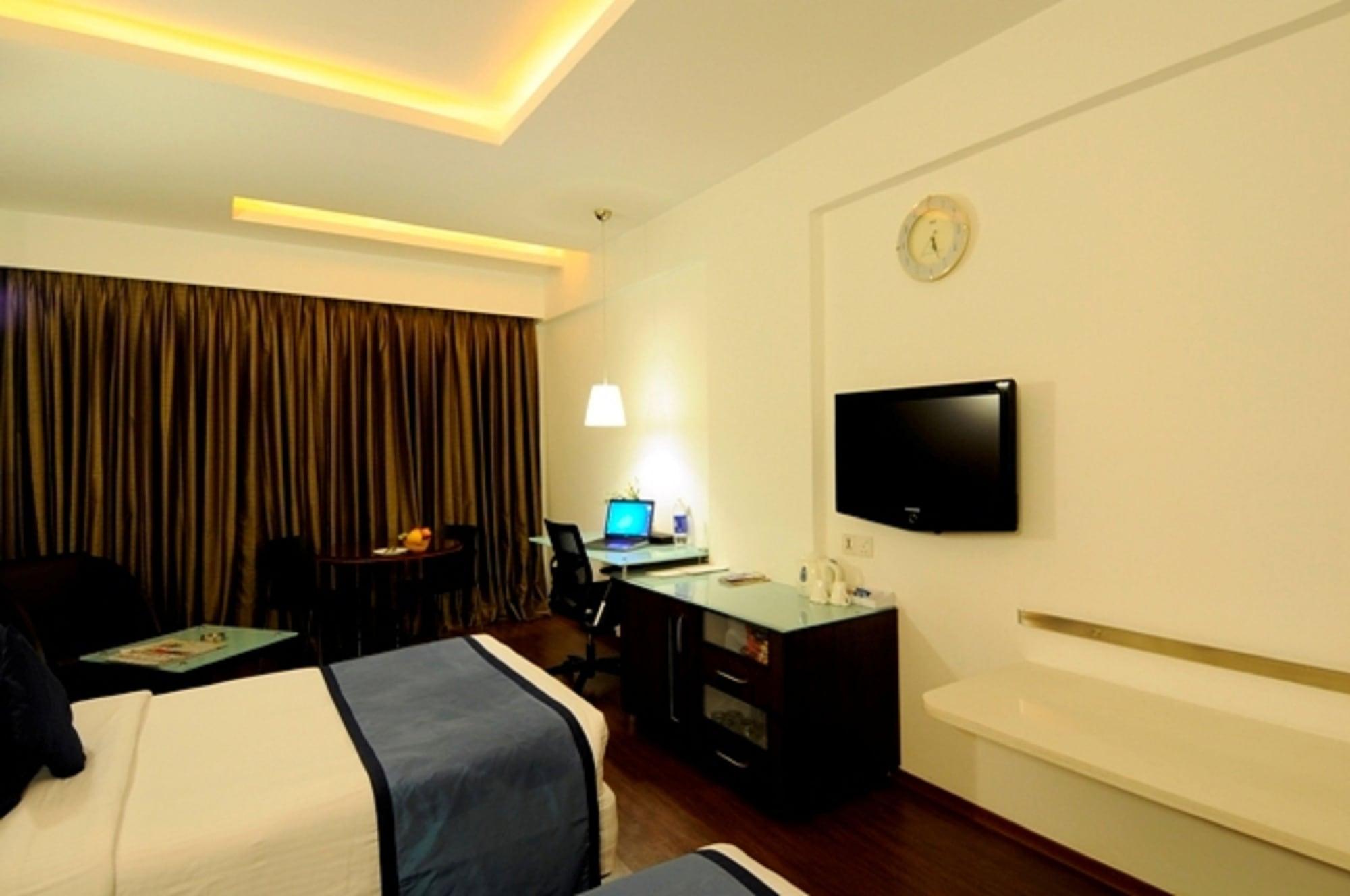 The Central Court Hyderabad Exterior photo